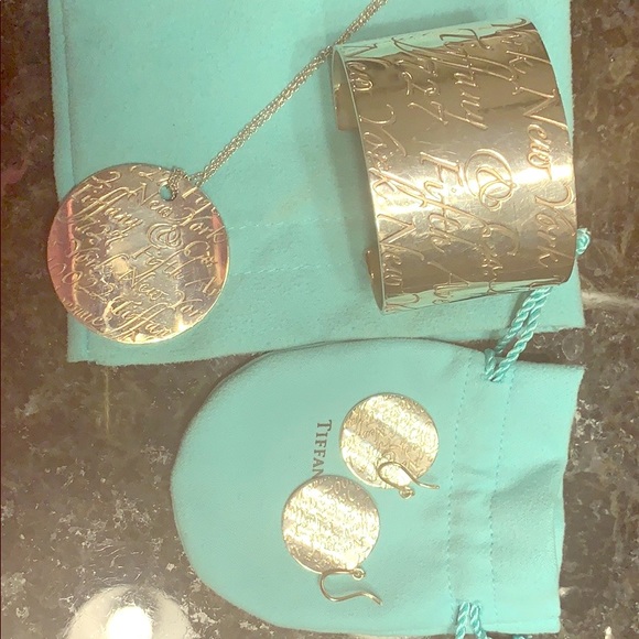 Tiffany & Co a notes sterling silver jewellery - Picture 1 of 8